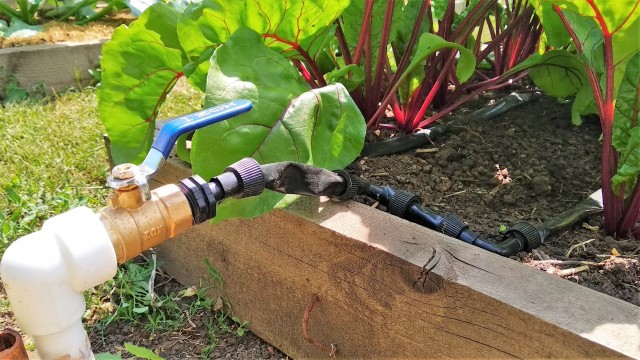 Дачная система полива садового участка, комплект оборудование для садового орошения
